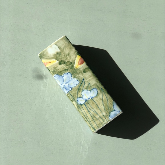 Vintage Square Vase - Picture 6 of 7